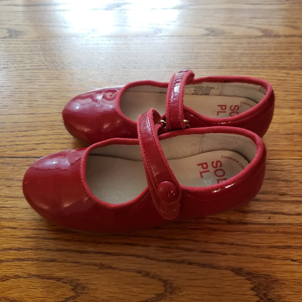 Sole Play Button Mary Jane Red Patent Shoes